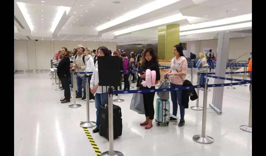 Las esclusas están en el área migratoria en el Aitsa.