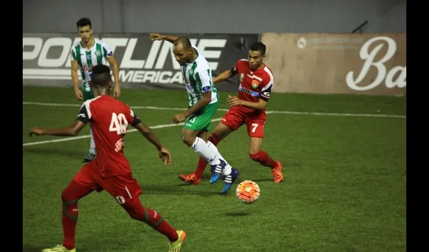 Alianza y Chiriquí se encuentran obligados a ganar sus partidos para seguir en la máxima categoría. Anayansi Gamez