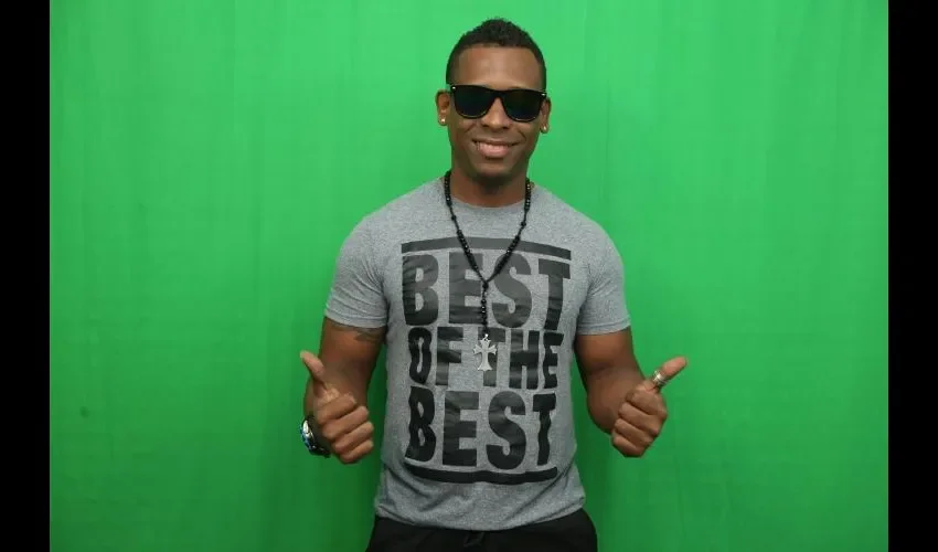 Mientras, sigue dándole con todo a su música con Comando. Archivo