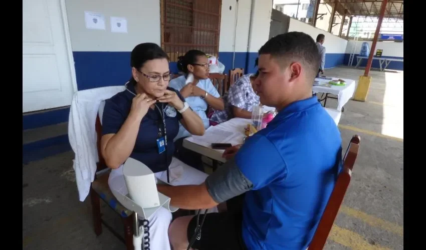 No debe reemplazar la medicina convencional..