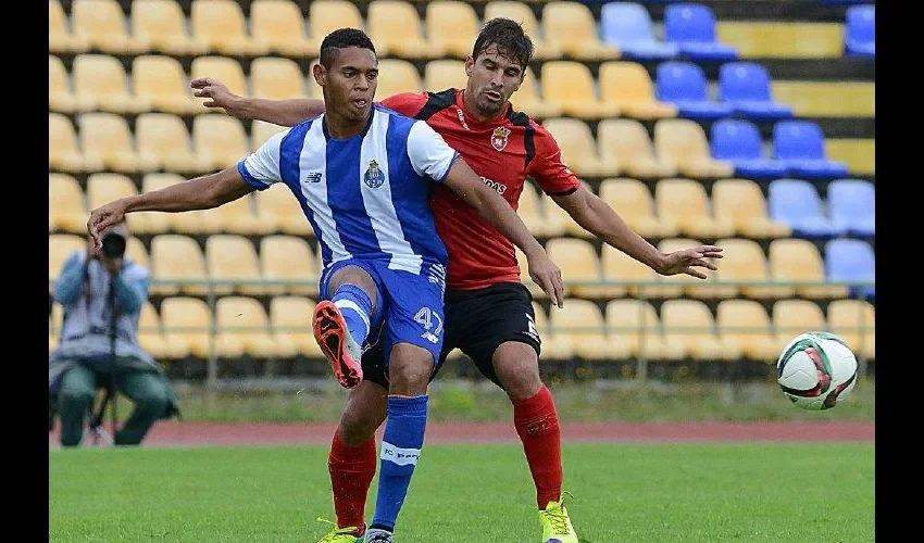 El delantero panameño Ismael Díaz ha convertido 13 anotaciones con el Porto B en el certamen liguero. Archivo