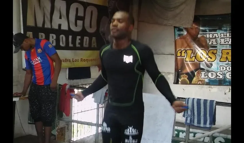 Corrales salta soga. Joel I. González