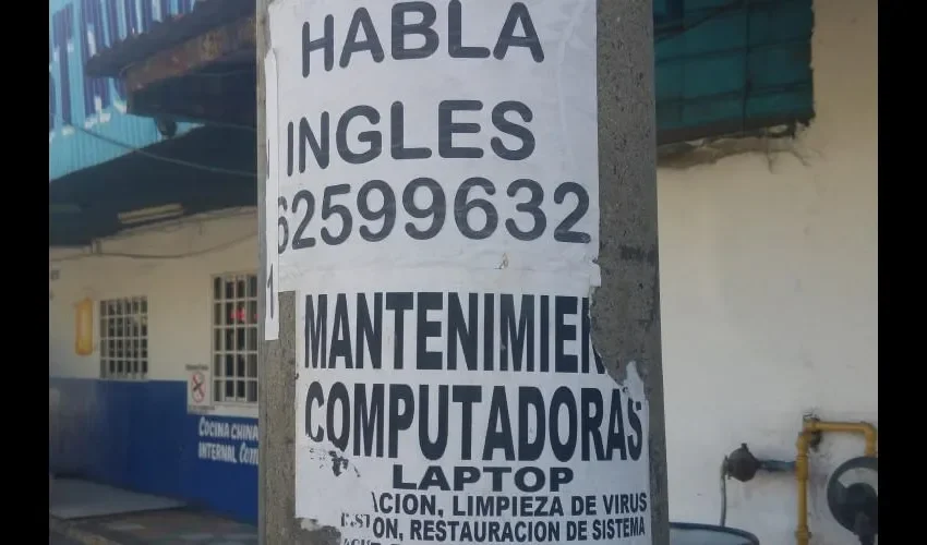 Como dejan sus números en los anuncios, los van a llamar para citarlos. Fotos: Jesús Simmons