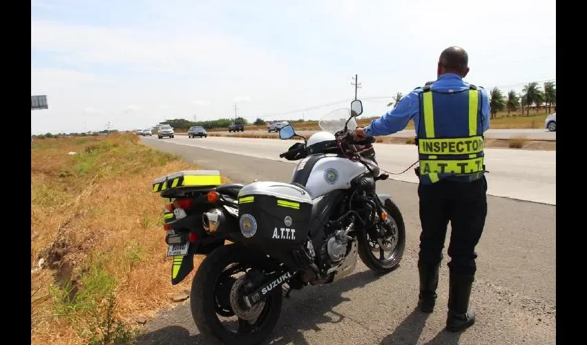 El cuerpo de inspectores de la ATTT no es suficiente, la mitad del total trabaja en el interior del país. Foto: Archivo