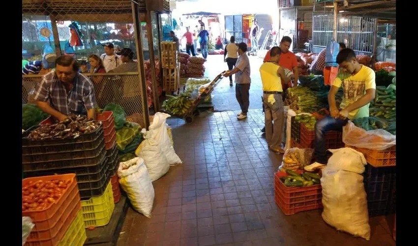 El centros postcosechas benefician a   alrededor  de 3,500 productores. FOTO: ARCHIVO