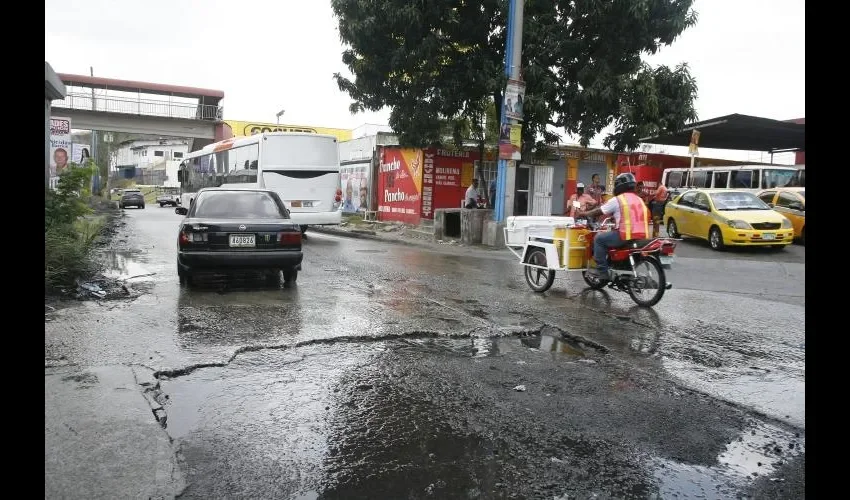 La vía Transístmica  está en mal estado. Foto: Ilustrativa