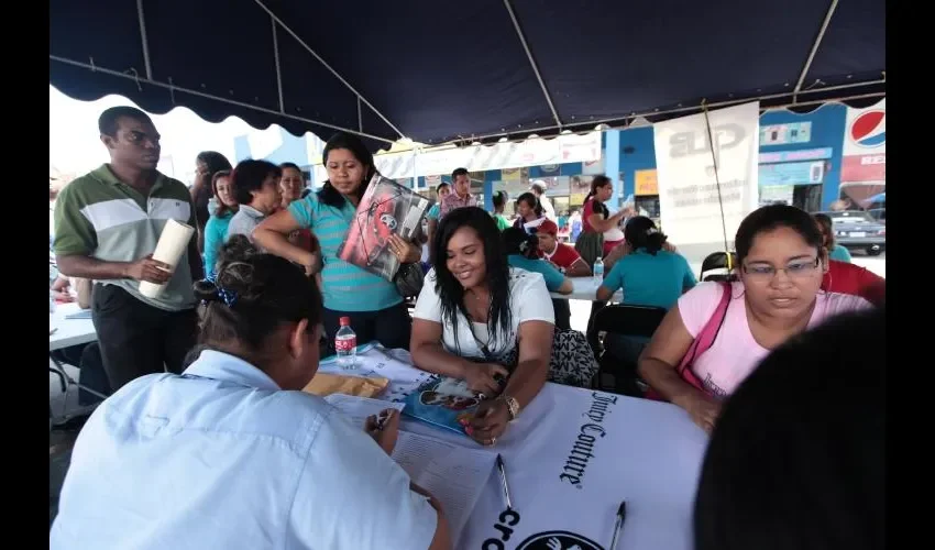 Las personas siempre van entusiasmadas a las entrevistas y  salen decepcionadas. FOTO: ARCHIVO