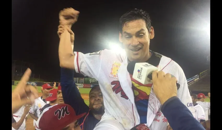Gilberto Méndez es líder solitario en victorias en los campeonatos nacionales de béisbol. 