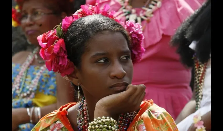 Miles de turistas se citan en Portobelo en el Festival de Diablos y Congos,   que organizan Sandra Eleta y colaboradores.