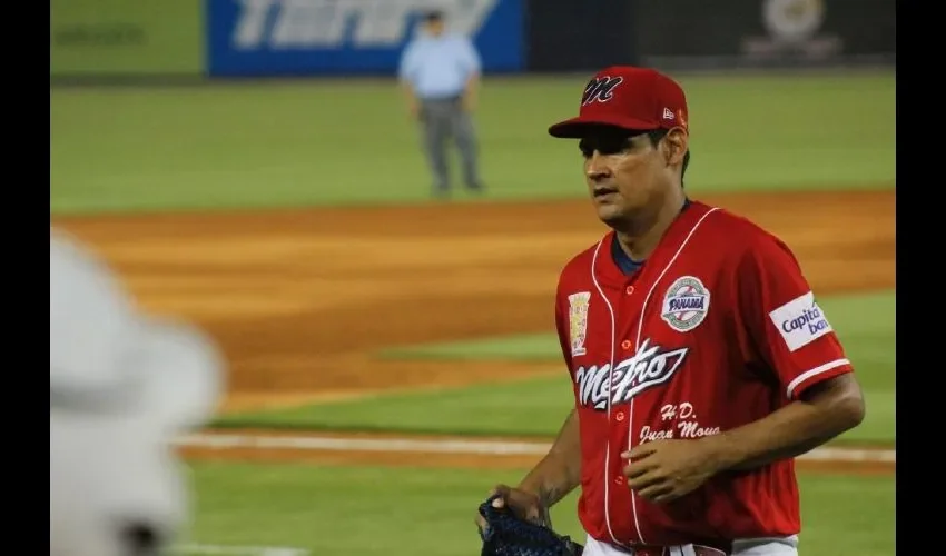 "Hicimos lo que teníamos que hacer en los dos primeros partidos, pero aún no hemos ganado el título, Colón es un gran rival y ahora nos toca ir a la casa de ellos".