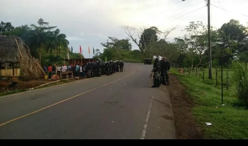 Protestan por hidroeléctrica Barro Blanco 