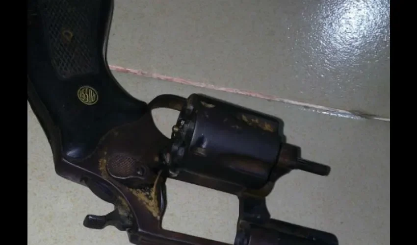 Operativo policial  en La 24 de Diciembre 