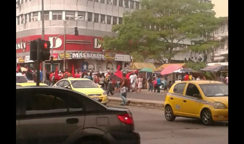 Indigenas de la  comarca Ngäbe-Buglé contra Barro Blanco
