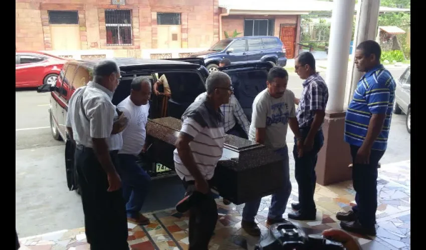 Último adiós para quinceañera 