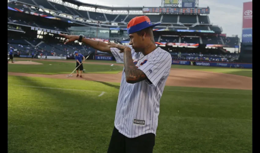 Neymar en el estadio de los Mets de Nueva York. / Foto AP