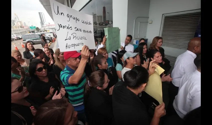 Son conscientes de que muy pronto la empresa cerrará. Foto: Roberto Barrios