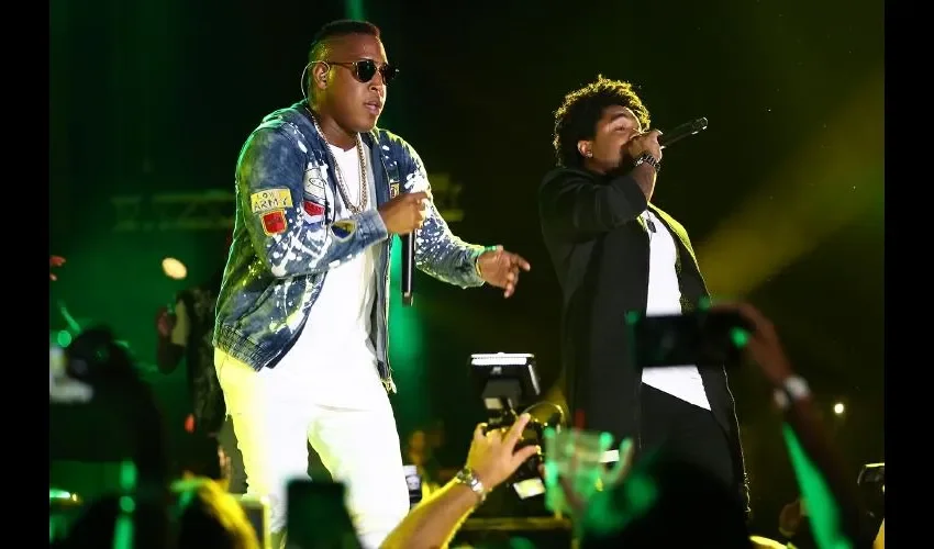 Esta combinación de regueseros dejó a todo mundo 'creyendo'. Foto: Aurelio Herrera Suira.