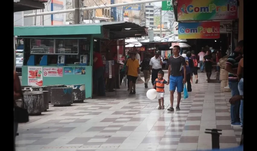 Algunos buhoneros serán reubicados en el Centro Comercial Las Américas. Foto: : Jesús Simmons
