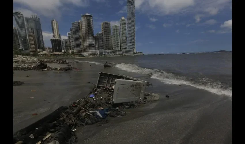 Panamá necesita con urgencia una ley para manejar y controlar la basura.