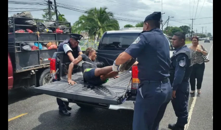 Violencia, cinco balazos recibe sujeto en Bocas