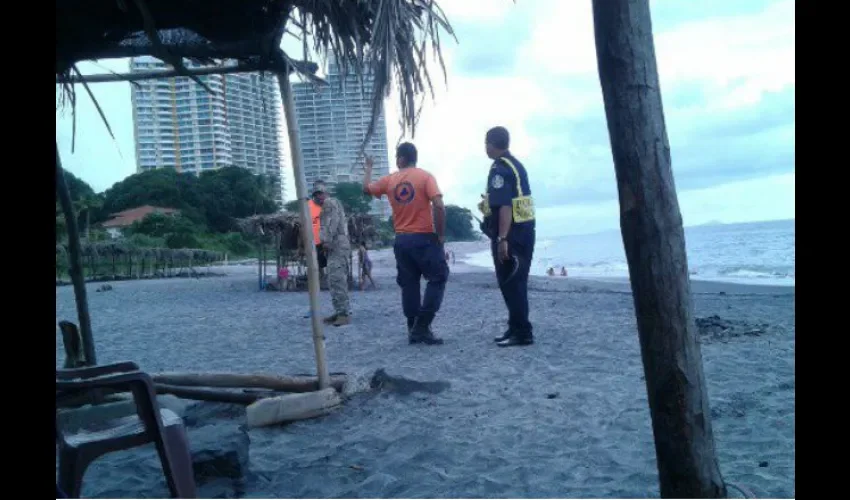Hallan cadáver de joven desaparecido en playa Boquilla