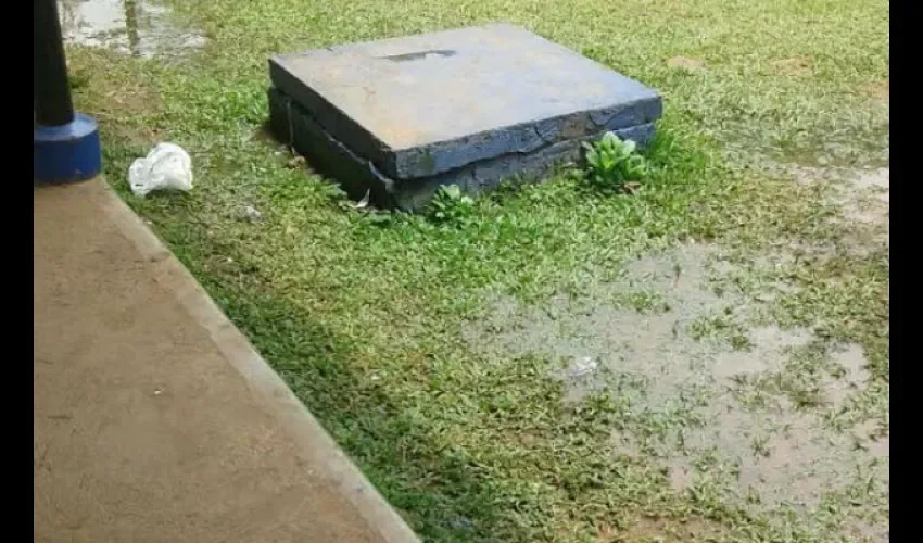 Tanques  sépticos del Colegio Stella  Sierra 