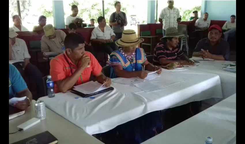 Indígenas protestan por Barro Blanco 