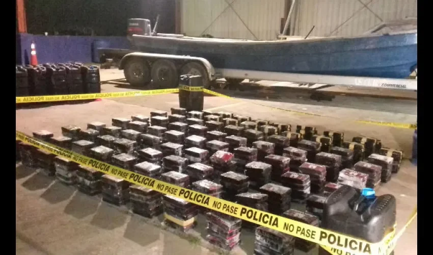 Decomisan droga en Playa Morillo, en Mariato