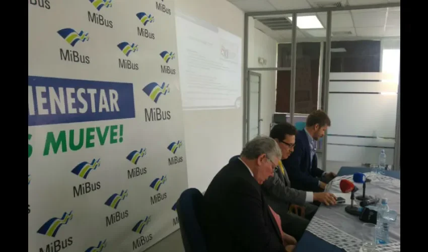  Lanzamiento del sistema Google Transit para el metrobús