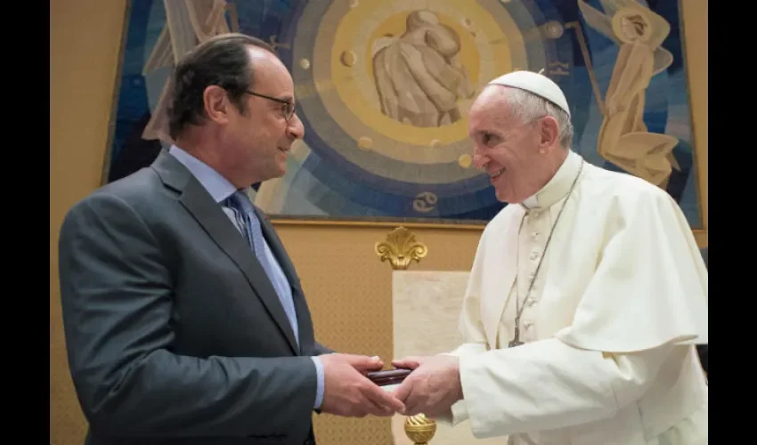 Papa Francisco y François Hollande