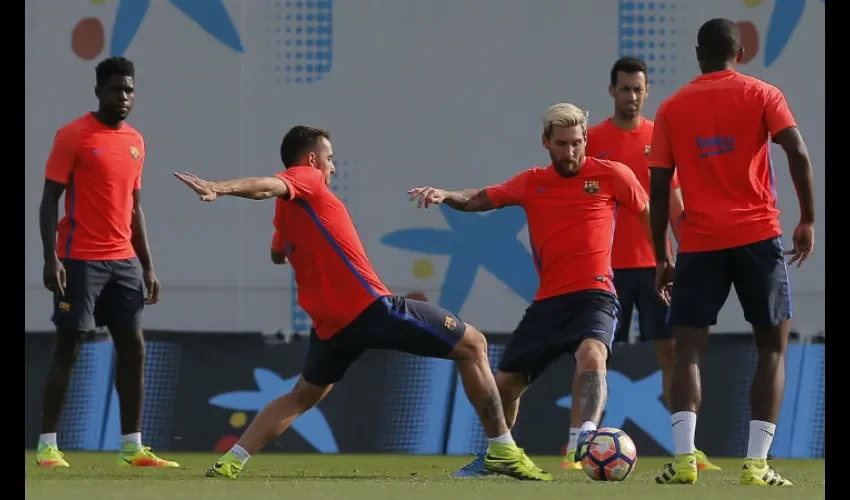  Lionel Messi en el entrenamiento del Barcelona./Foto AP