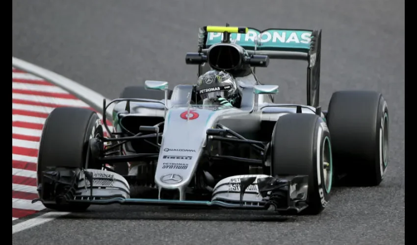  Nico Rosberg en bólido de la escudería Mercedes./ Foto AP