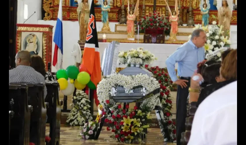 Periodista Víctor Raúl Vásquez  Palma