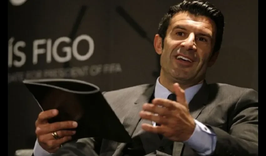 A Figo le robaron joyas. 