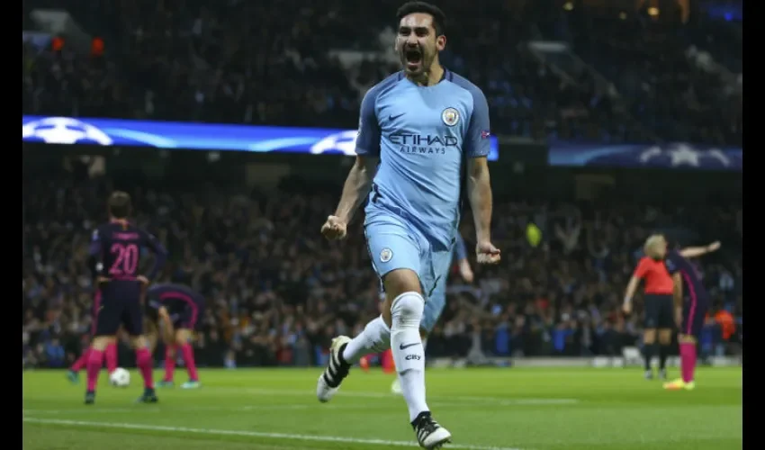 lkay Gundogan celebra una de sus anotaciones./ Foto AP