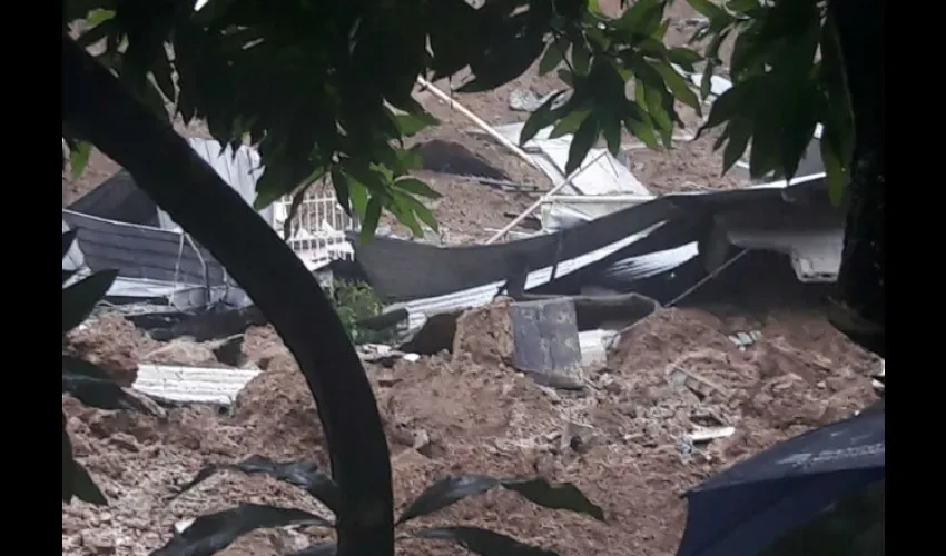 Deslizamientos en Nueva Libia  