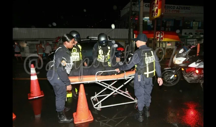 Atropellan a policia en Santa Librada