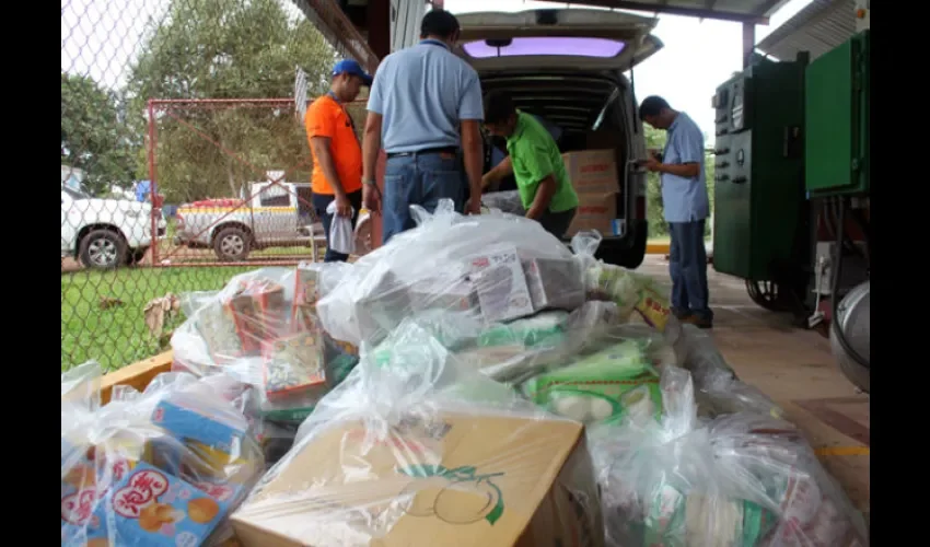 Comida destruida por Aupsa