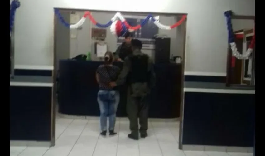 Retienen a mujer con droga en La Concepción de Bugaba