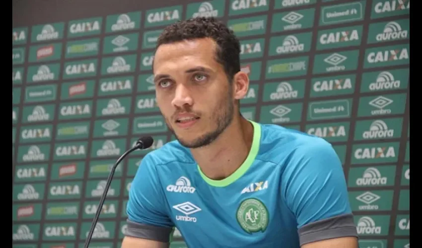 Neto está feliz por haber sobrevivido. 