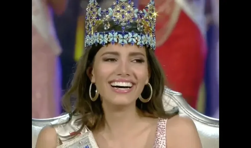 Stephanie del Valle de Puerto Rico es la Miss Mundo 2016