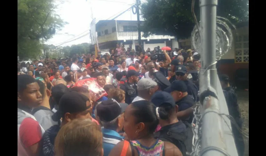 Venta de jamones del Ima 