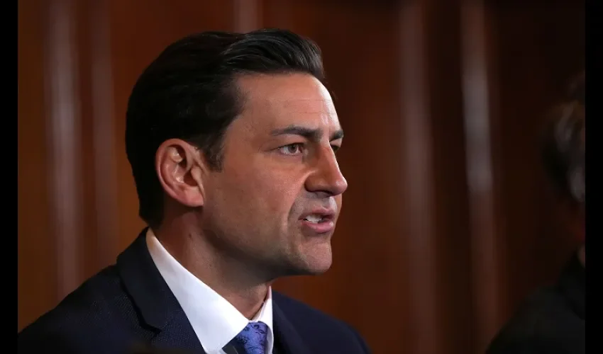 Andy Woodward dio un paso al frente. Foto/AP