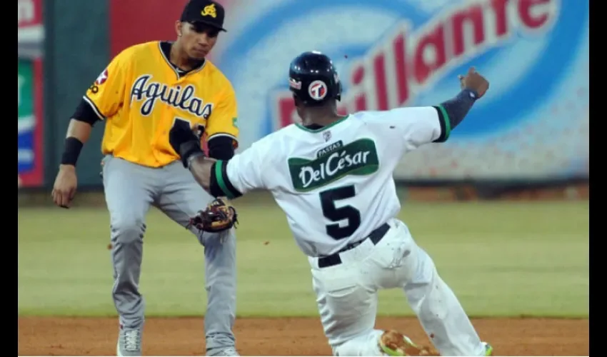 Johan Camargo estuvo de titular en las paradas cortas. / Foto Cortesía
