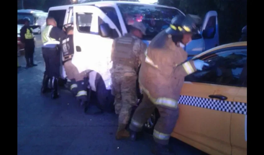 Accidente de tránsito en vía puente de las Américas