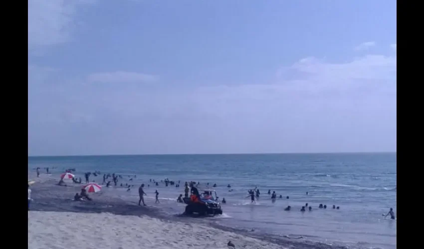 Oleajes y vientos fuertes en Panamá