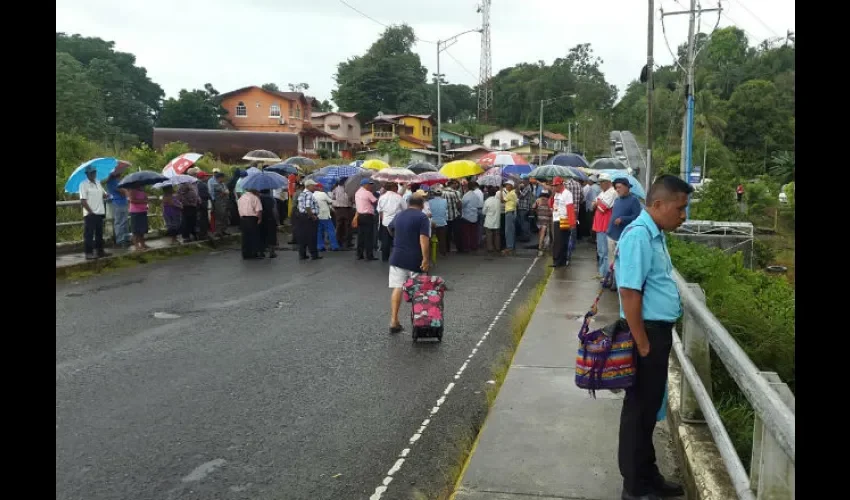 Jubilados y pensionados de Bocas del Toro protestan 