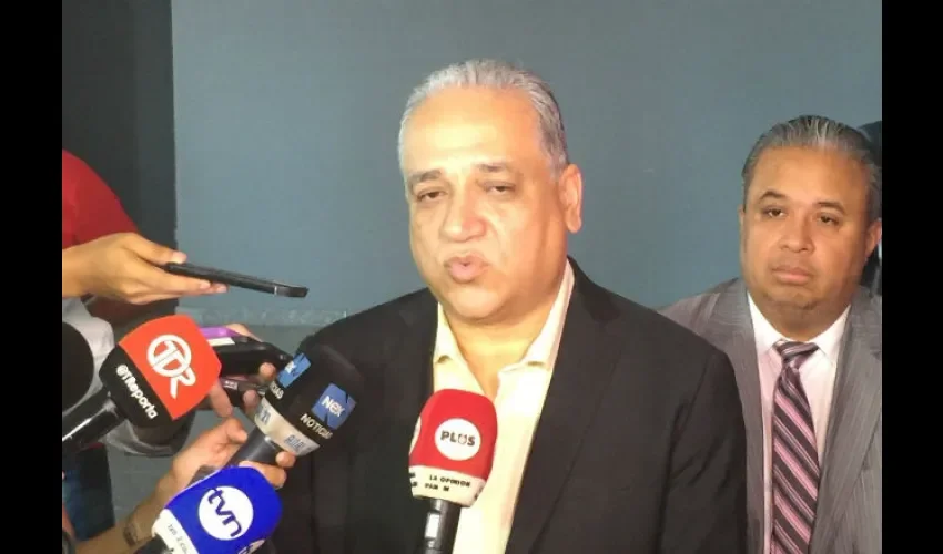 Luis Eduardo Camacho