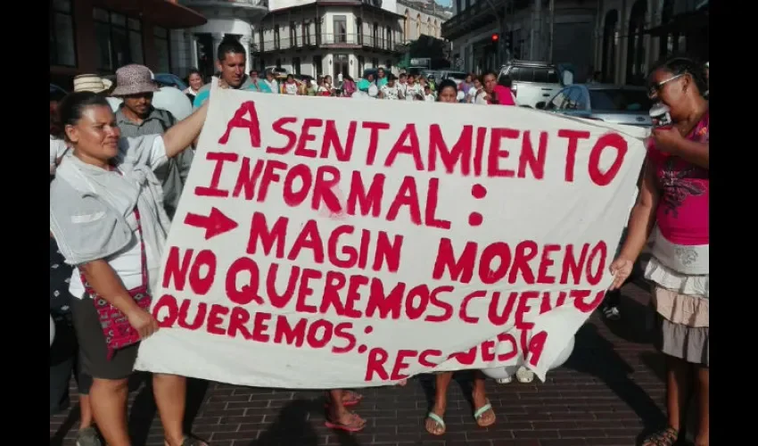 Protestan por viviendas 