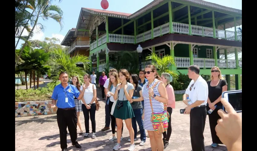 Mi Pueblito Afroantillano